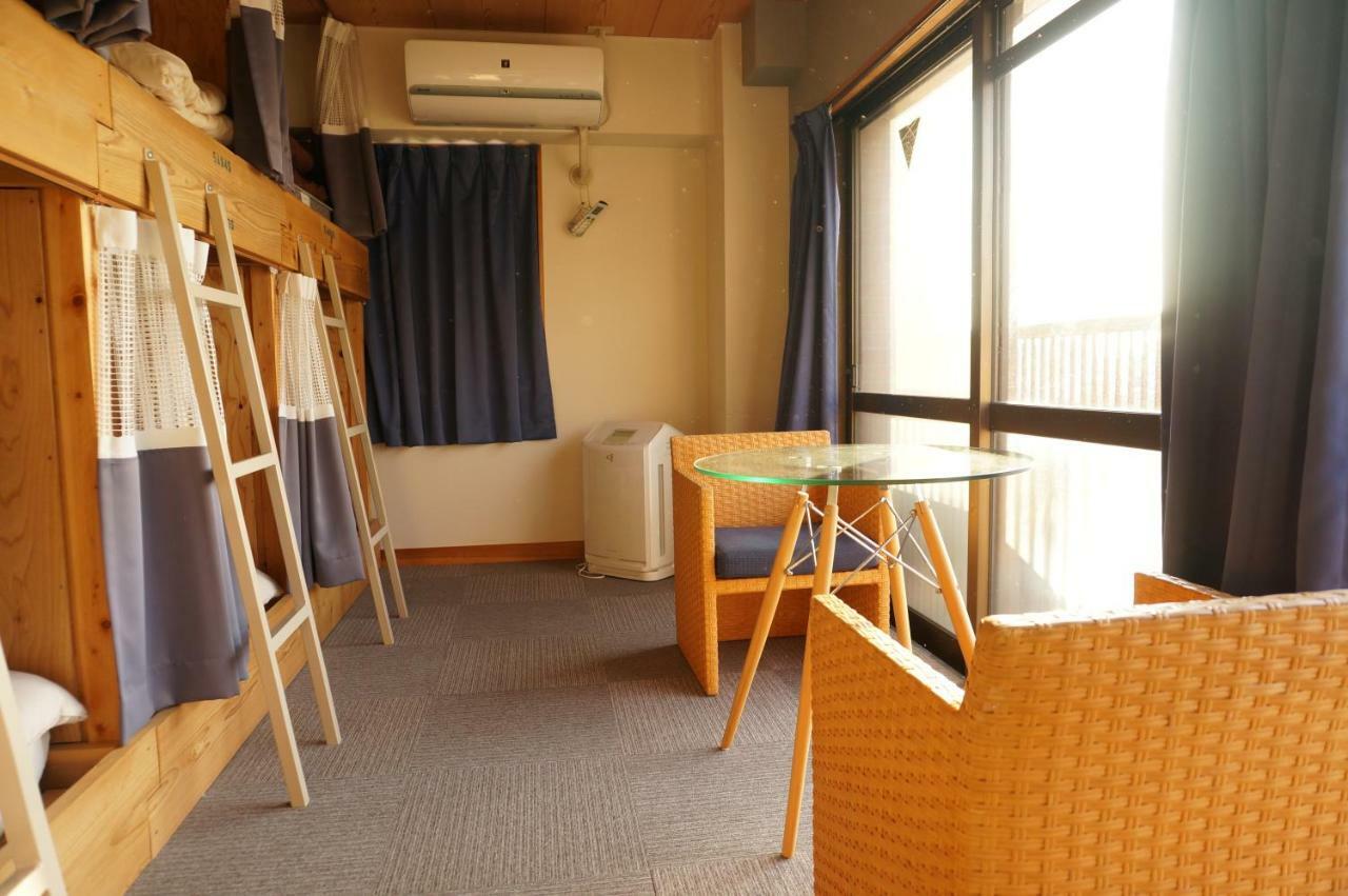 Guesthouse Arigato Хіросіма Екстер'єр фото