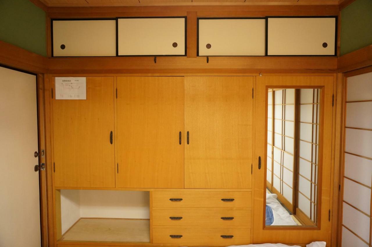 Guesthouse Arigato Хіросіма Екстер'єр фото