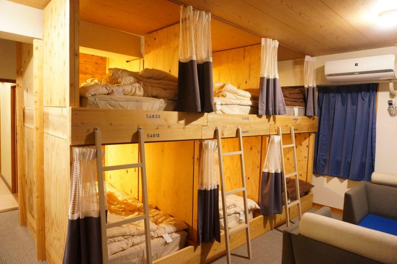 Guesthouse Arigato Хіросіма Екстер'єр фото
