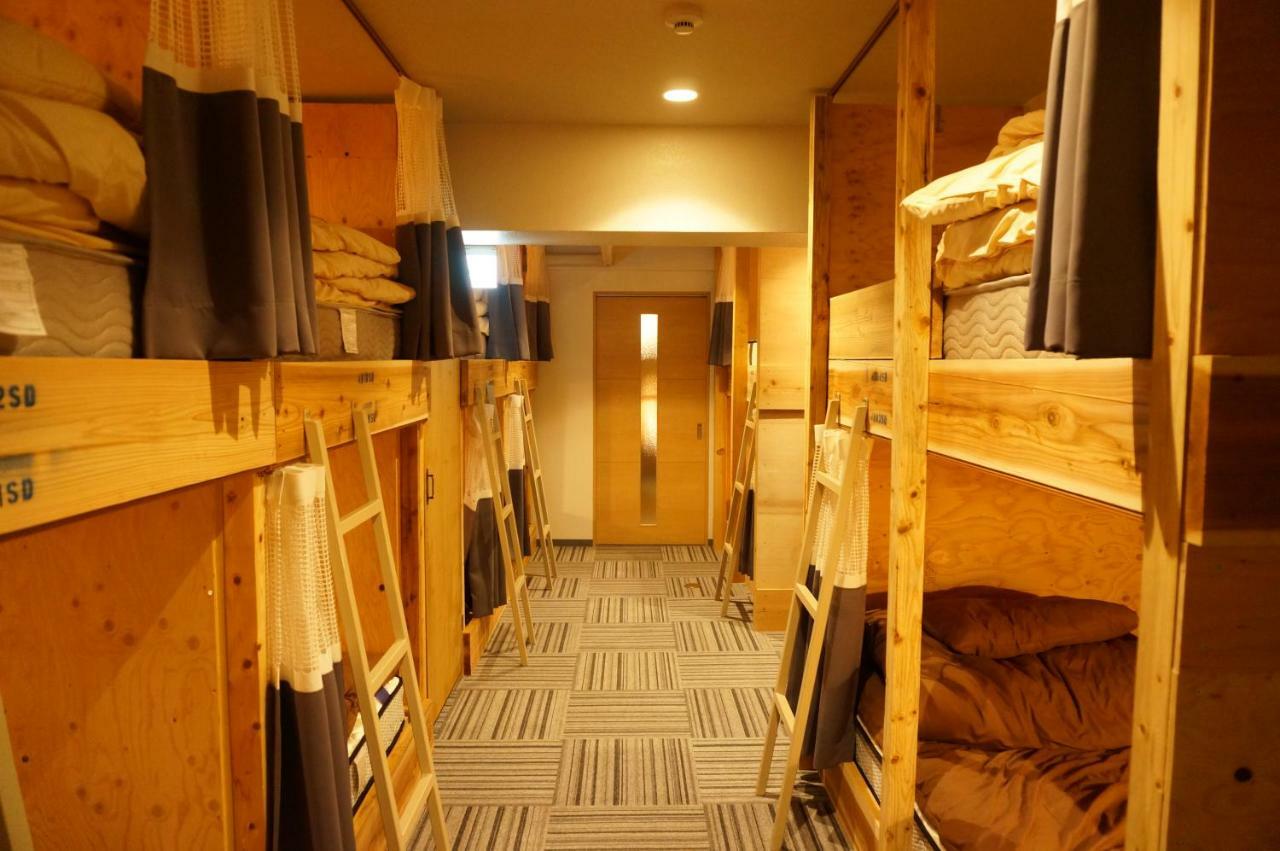 Guesthouse Arigato Хіросіма Екстер'єр фото