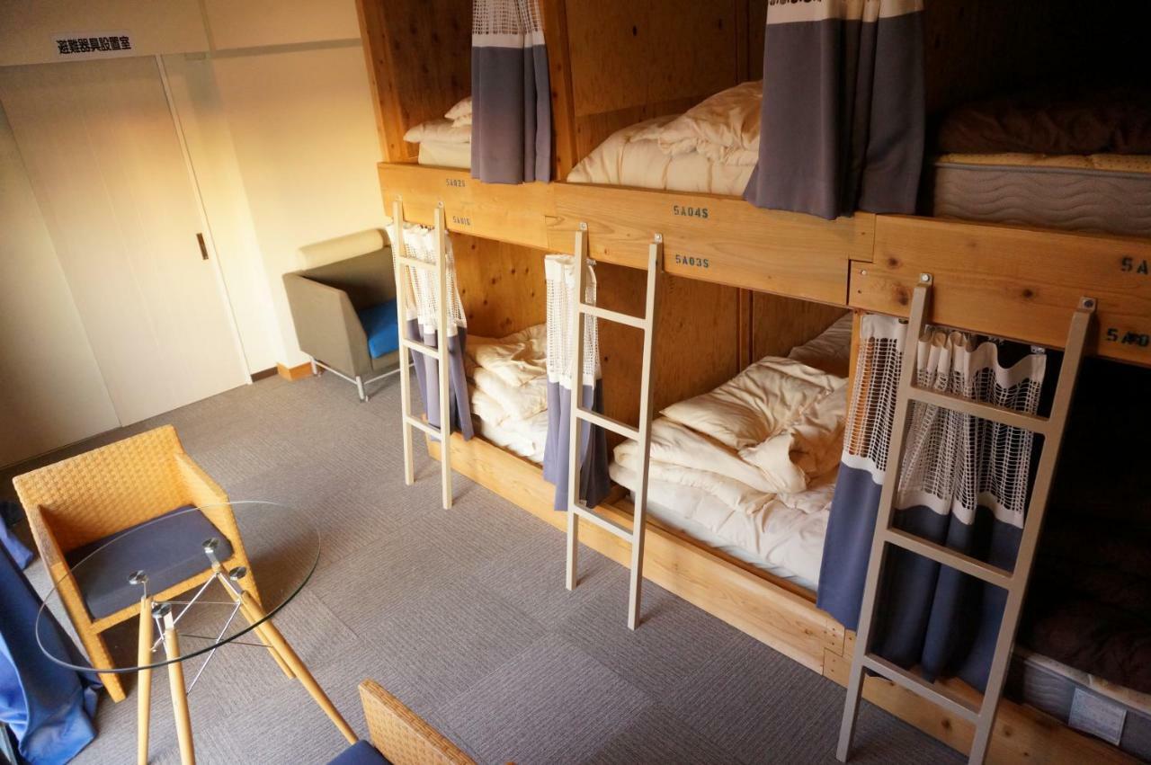 Guesthouse Arigato Хіросіма Екстер'єр фото
