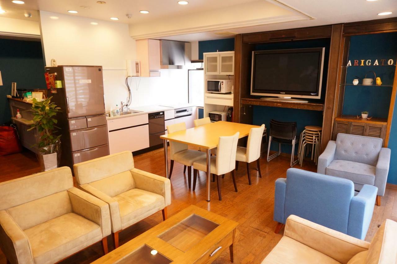 Guesthouse Arigato Хіросіма Екстер'єр фото